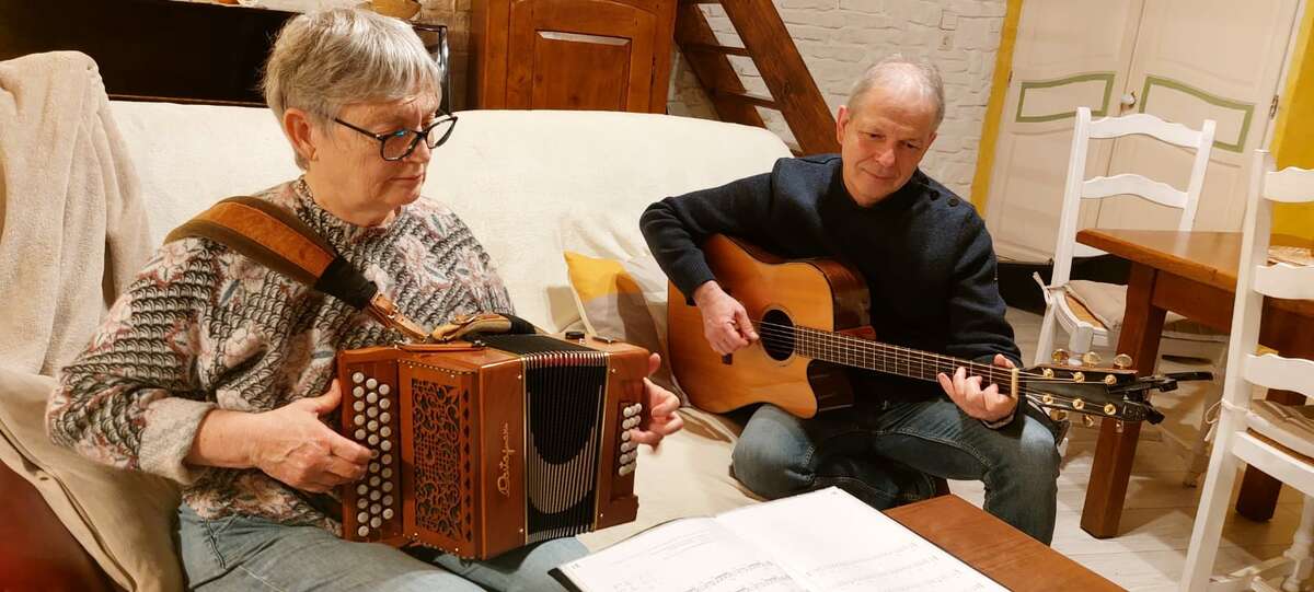 Les musiciens de Folkafon lors du dernier atelier de danse de la saison